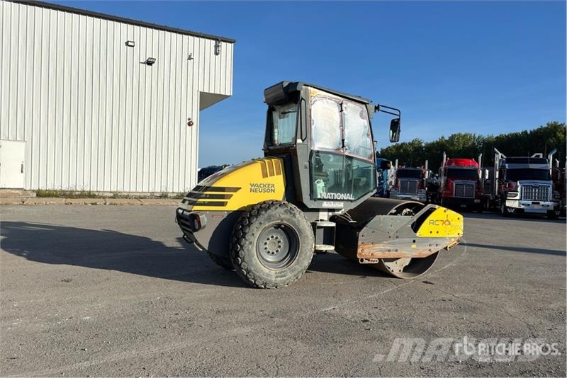 Wacker Neuson RC70 Smooth Drum Compactor Walzenzüge
