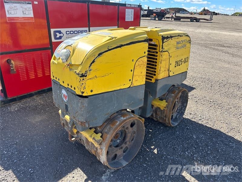 Wacker Neuson RT Trench Compactor Nabijači zemlje