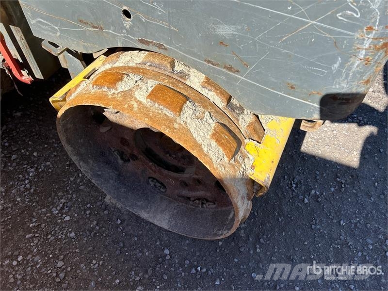 Wacker Neuson RT Trench Compactor Nabijači zemlje