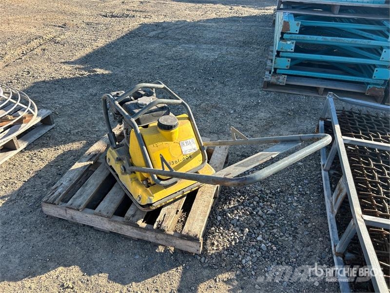 Wacker Neuson Vibratory Plate Compactor دكاكات أفقية