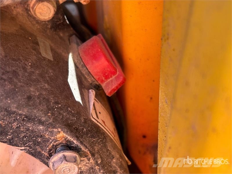 Wacker Neuson Vibratory Plate Compactor دكاكات أفقية