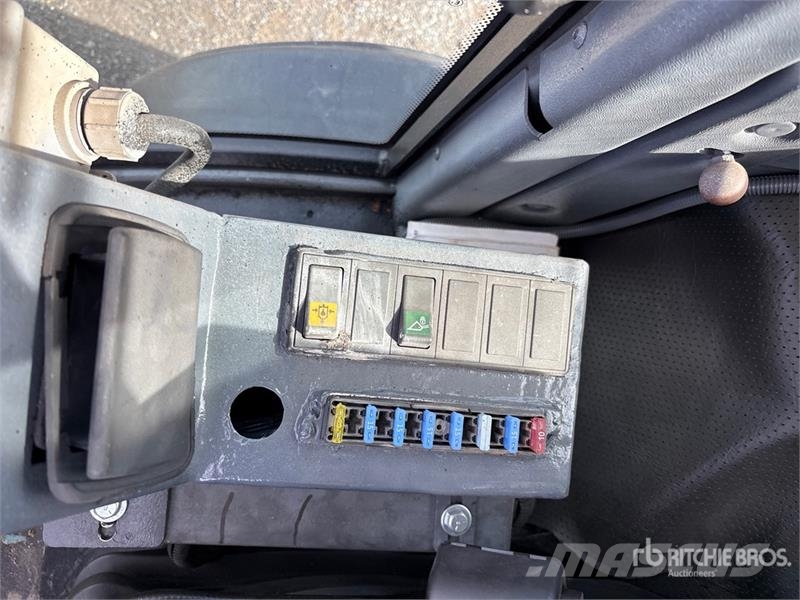 Wacker Neuson WL36 Wheel Loader لوادر بعجل