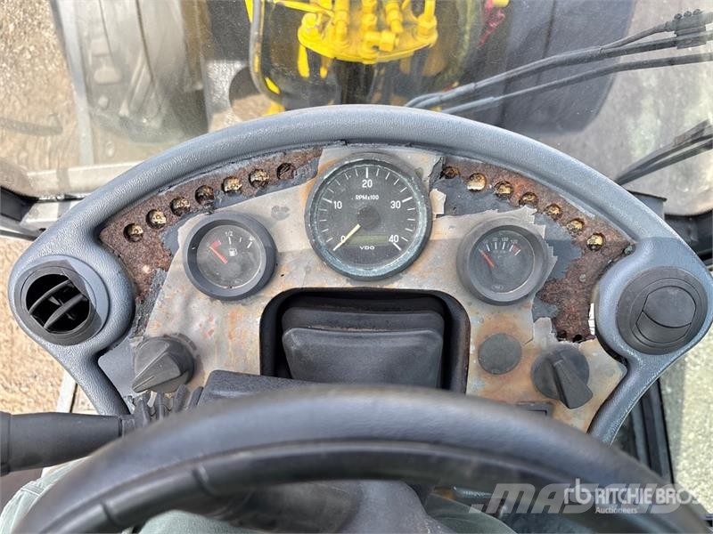 Wacker Neuson WL36 Wheel Loader لوادر بعجل