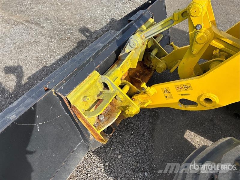 Wacker Neuson WL36 Wheel Loader لوادر بعجل
