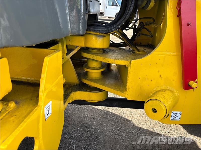 Wacker Neuson WL36 Wheel Loader لوادر بعجل