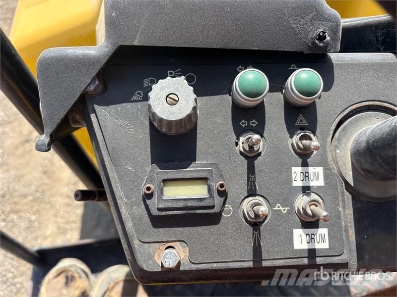 Wacker RD27-120 مداحل ثنائية الاسطوانة