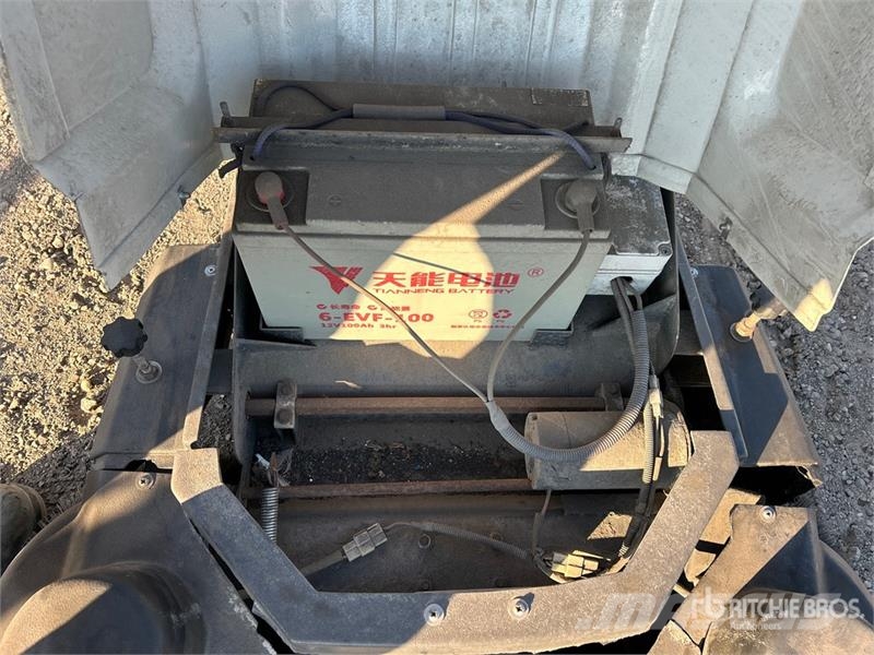 Walk-Behind Electric Floor Scrubber Autre remorque agricole