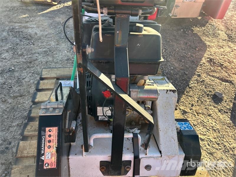  Walk-Behind Saw ماكينات نشر أخشاب
