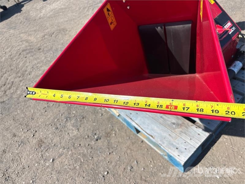 Wallenstein BX36S 3-Point Hitch Wood Chipper Masini de tocat lemn