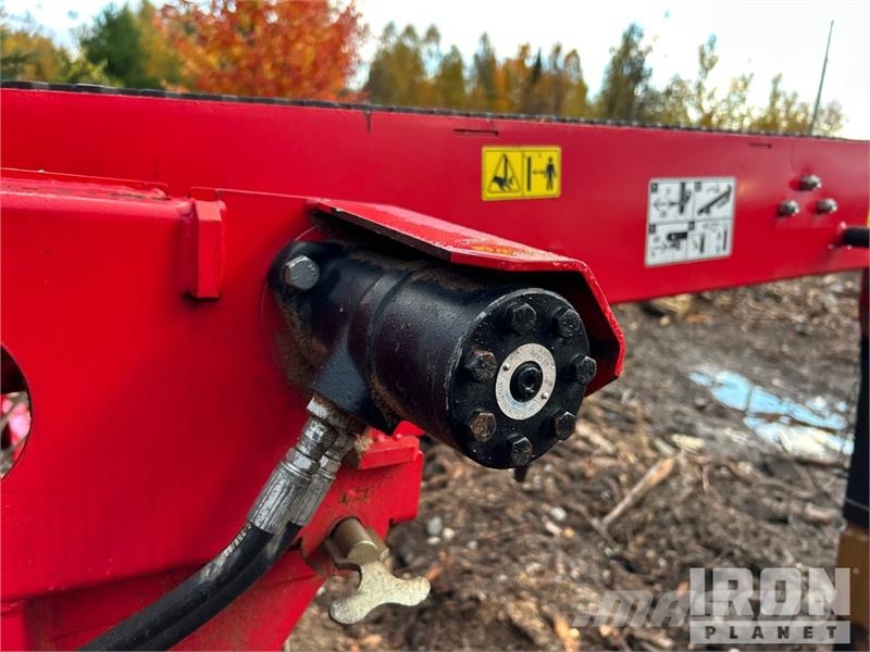 Wallenstein WP1624 Firewood processor With 24' Hydraulic Conve Processing Equipment
