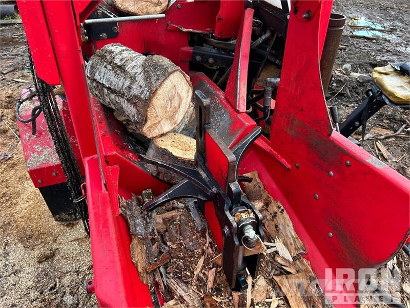 Wallenstein WP1624 Firewood processor With 24' Hydraulic Conve Processing Equipment