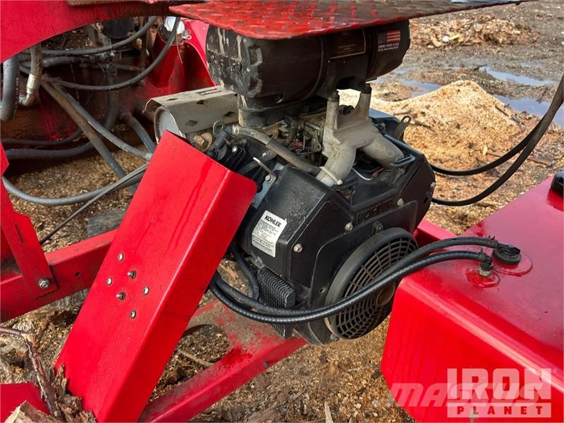 Wallenstein WP1624 Firewood processor With 24' Hydraulic Conve Processing Equipment