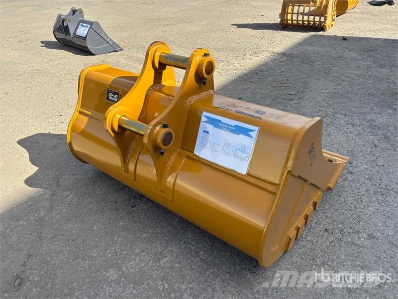 Warrior WBMCC12-1550 61 in Q/C Cleanup Excavator Bucket -  Cucharones