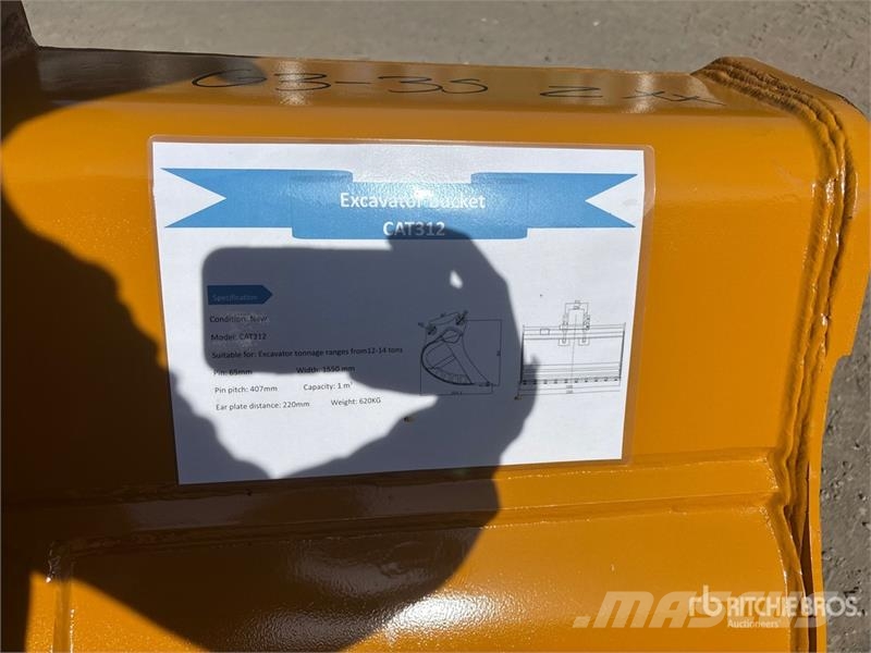 Warrior WBMCC12-1550 61 in Q/C Cleanup Excavator Bucket - Cucharones