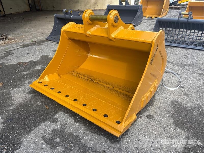 Warrior WBMCC20-1500 59 in Cleanup Excavator Bucket - Fits Kanalak