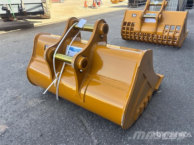 Warrior WBMCC20-1500 59 in Cleanup Excavator Bucket - Fits Cucharones