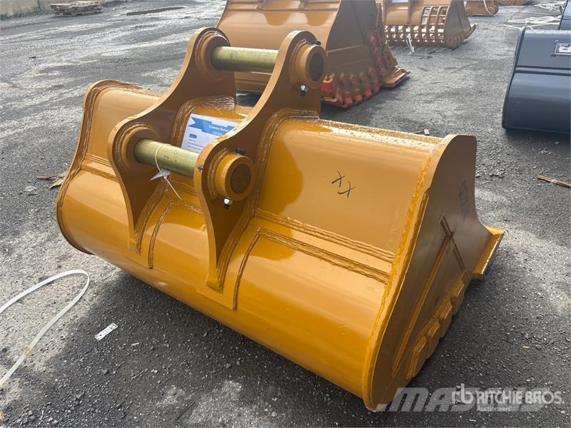 Warrior WBMCC20-1500 59 in Cleanup Excavator Bucket - Fits Kanalak