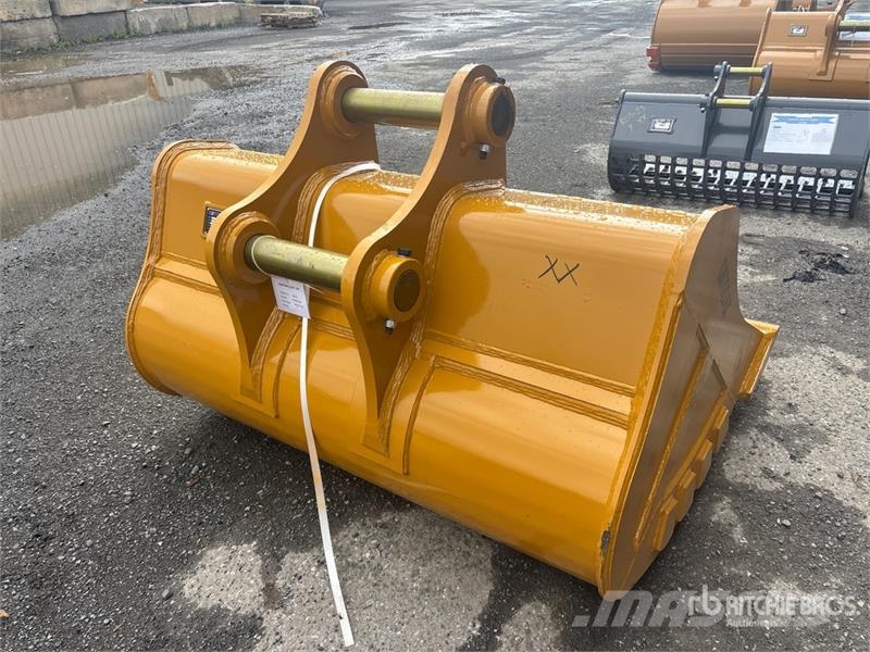 Warrior WBMCC20-1500 59 in Cleanup Excavator Bucket - Fits Kanalak