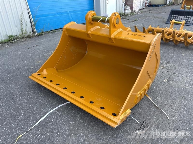 Warrior WBMCC20-1500 59 in Cleanup Excavator Bucket - Fits Cucharones
