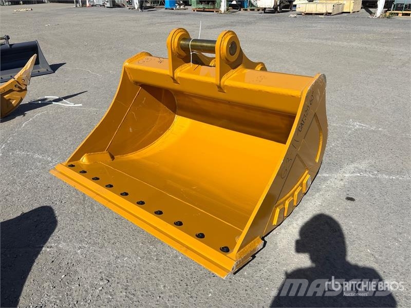 Warrior WBMCC20-1500 60 in Cleanup Excavator Bucket - Fits Cucharones