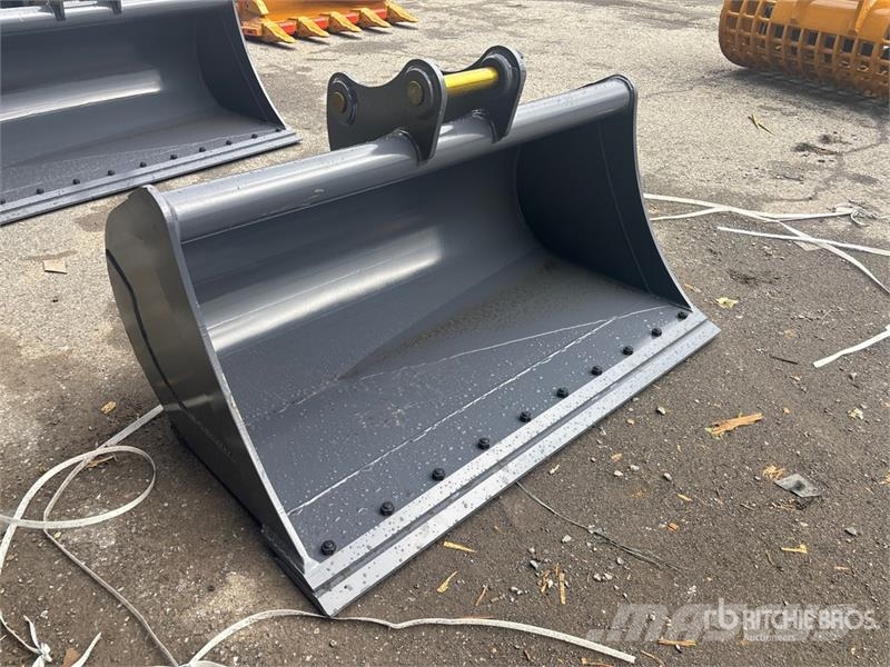 Warrior WBMCC7-1500 59 in Cleanup Excavator Bucket - Fits  Kanalak
