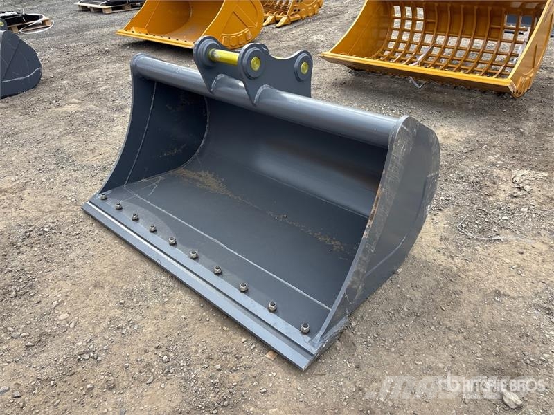 Warrior WBMCC7-1500 59 in Cleanup Excavator Bucket - Fits Žlice