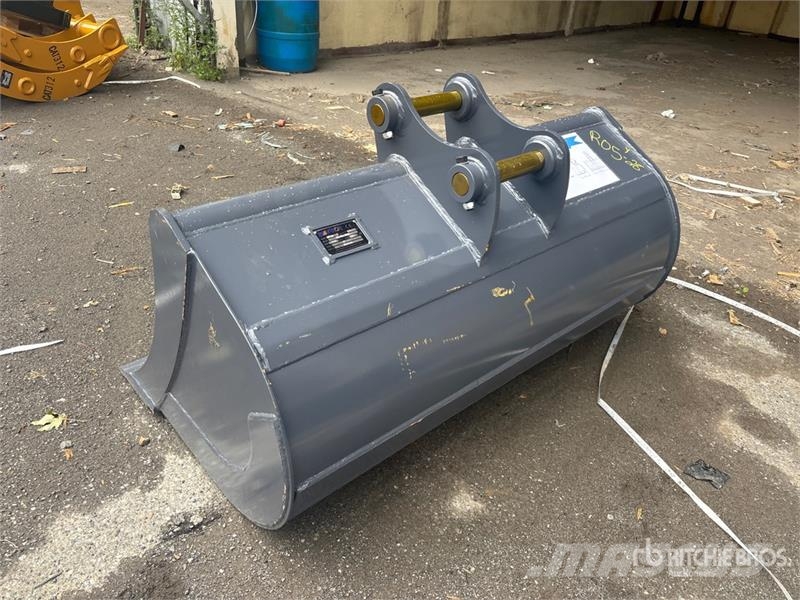 Warrior WBMCC7-1500 59 in Cleanup Excavator Bucket - Fits  Kanalak