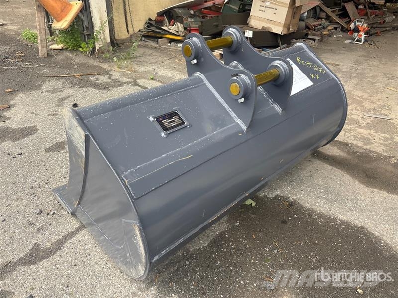 Warrior WBMCC7-1500 59 in Cleanup Excavator Bucket - Fits  Kanalak