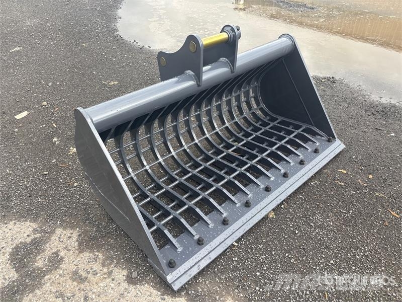 Warrior WBMCS5-1320 52 in Skeleton Cleanup Excavator Bucke Kanalak