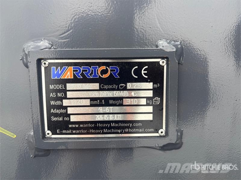 Warrior WBMCS5-1320 52 in Skeleton Cleanup Excavator Bucke Kanalak