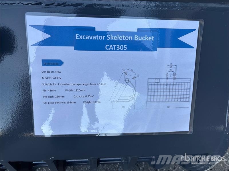 Warrior WBMCS5-1320 52 in Skeleton Cleanup Excavator Bucke Cucharones