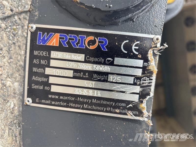 Warrior WBRC05-1000 39 in Excavator Rake - Fits Cat 305 / Pöyhimet ja haravat