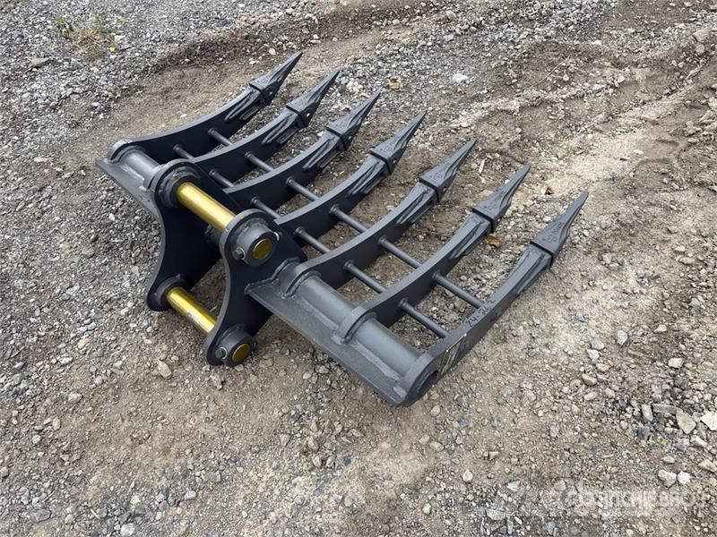 Warrior WBRC05-1000 39 in Excavator Rake - Fits Cat 305 / Vaalutid ja kaarutid