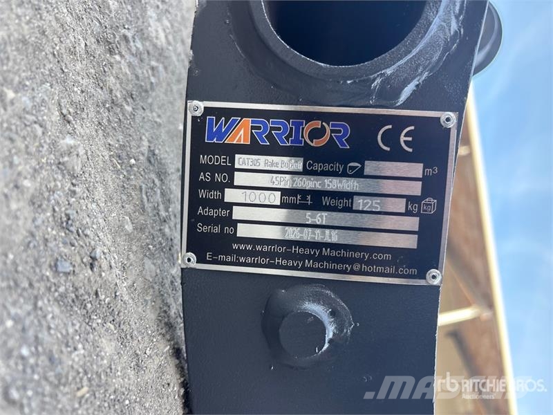 Warrior WBRC05-1000 39 in Excavator Rake - Fits Cat 305 /  Pöyhimet ja haravat