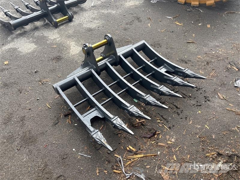 Warrior WBRC05-1000 39 in Excavator Rake - Fits Cat 305 / Pöyhimet ja haravat