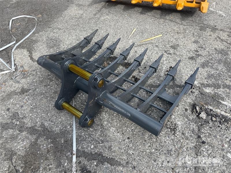 Warrior WBRC07-1200 47 in Excavator Rake - Fits Cat 307 / Pöyhimet ja haravat