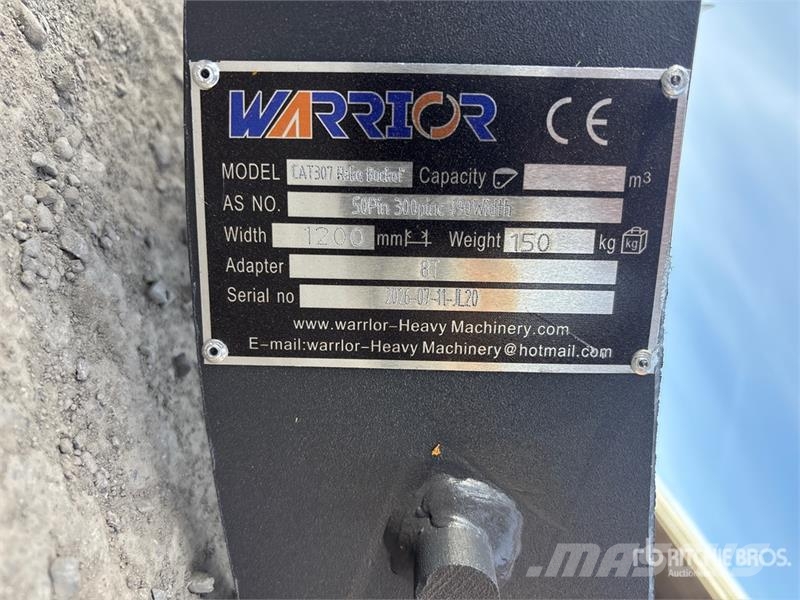 Warrior WBRC07-1200 47 in Excavator Rake - Fits Cat 307 /  Pöyhimet ja haravat