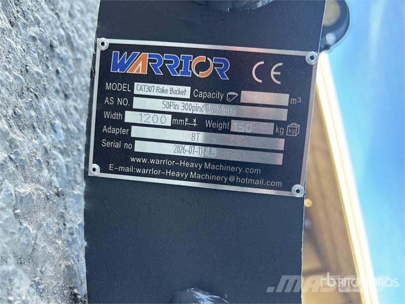 Warrior WBRC07-1200 47 in Excavator Rake - Fits Cat 307 /  Pöyhimet ja haravat