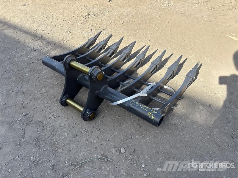 Warrior WBRC07-1200 47 in Excavator Rake - Fits Cat 307 /  Pöyhimet ja haravat