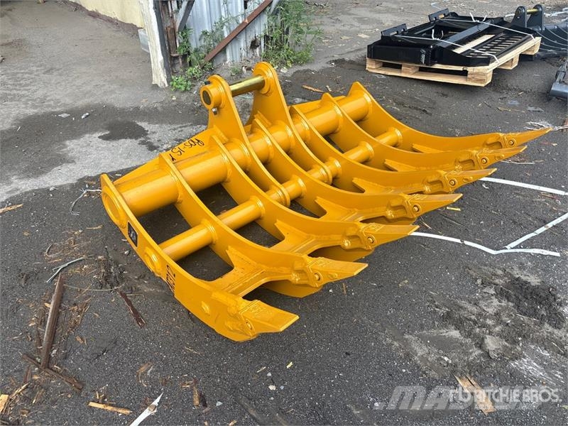 Warrior WBRC12-1620-1 64 in Q/C Excavator Rake - Fits Cat Pöyhimet ja haravat