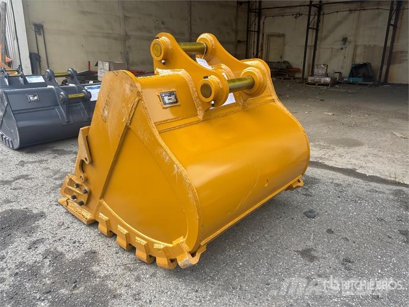 Warrior WBRC20-1400 53 in Digging Excavator Bucket - Fits Kanalak
