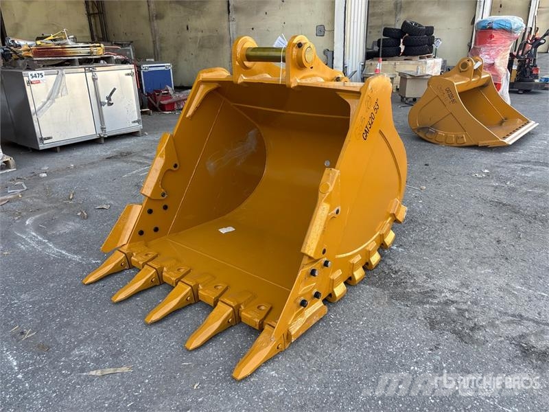 Warrior WBRC20-1400 53 in Digging Excavator Bucket - Fits Cucharones