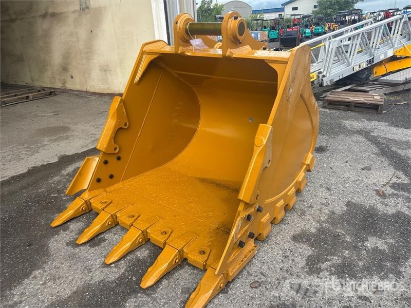 Warrior WBRC20-1400 53 in Digging Excavator Bucket - Fits Kanalak