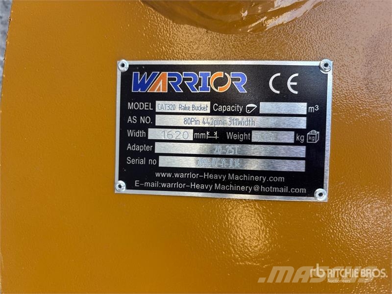 Warrior WBRC20-1620 64 in Excavator Rake - Fits Cat 320 / Rateau faneur