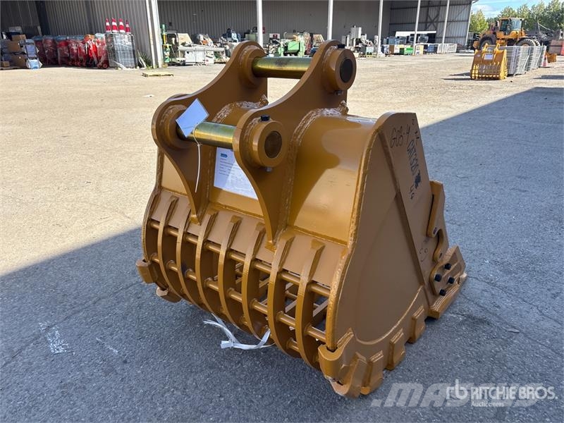Warrior WBSC20-1100 44 in Skeleton Excavator Bucket - Fits Cucharones