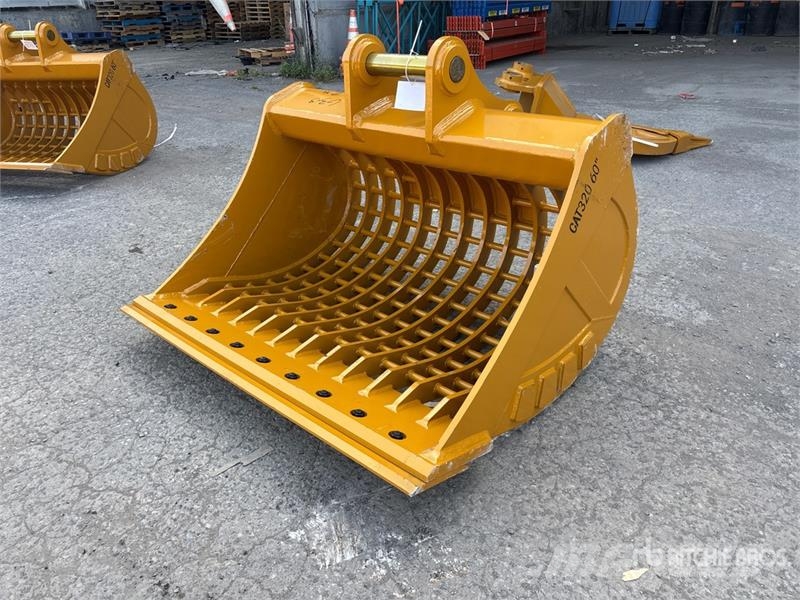 Warrior WBSC20-1500 60 in Skeleton Excavator Bucket - Fits Cucharones