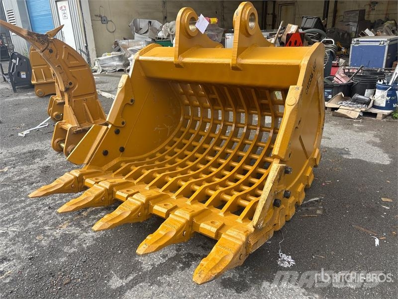 Warrior WBSC30-1600 62 in Skeleton Excavator Bucket - Fits Kanalak