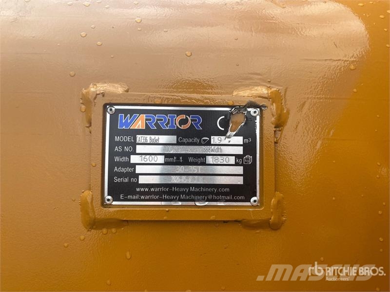 Warrior WBSRC30-1500 59 in Digging Excavator Bucket - Fits Kanalak