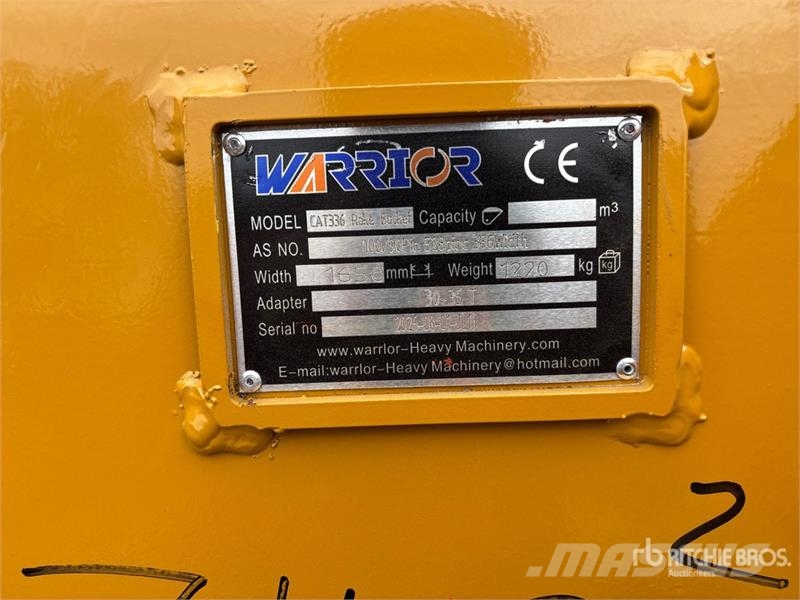 Warrior WBSRC30-1500 59 in Digging Excavator Bucket - Fits Žlice