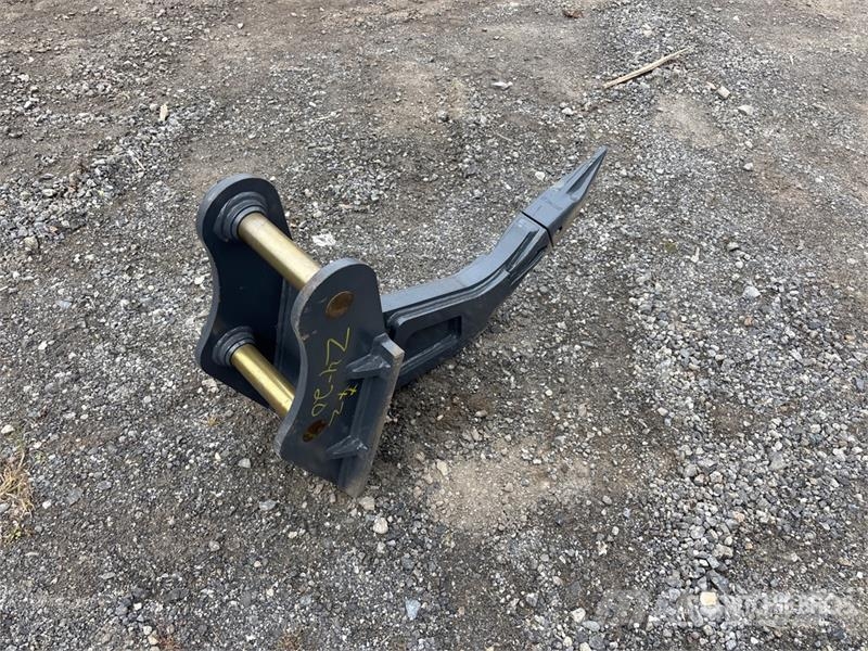 Warrior WR05-06 Excavator Ripper - Fits Cat 305 / 5 - 6 to Rahljalniki
